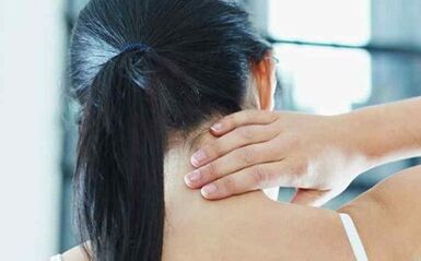 Bagaimana osteochondrosis serviks dimanifestasikan